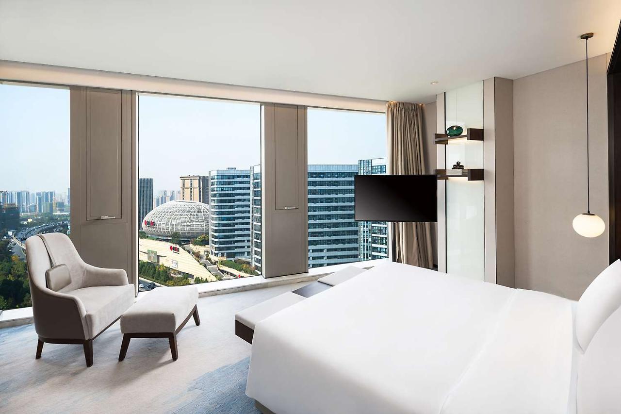 Radisson Blu Hangzhou Xintiandi ภายนอก รูปภาพ