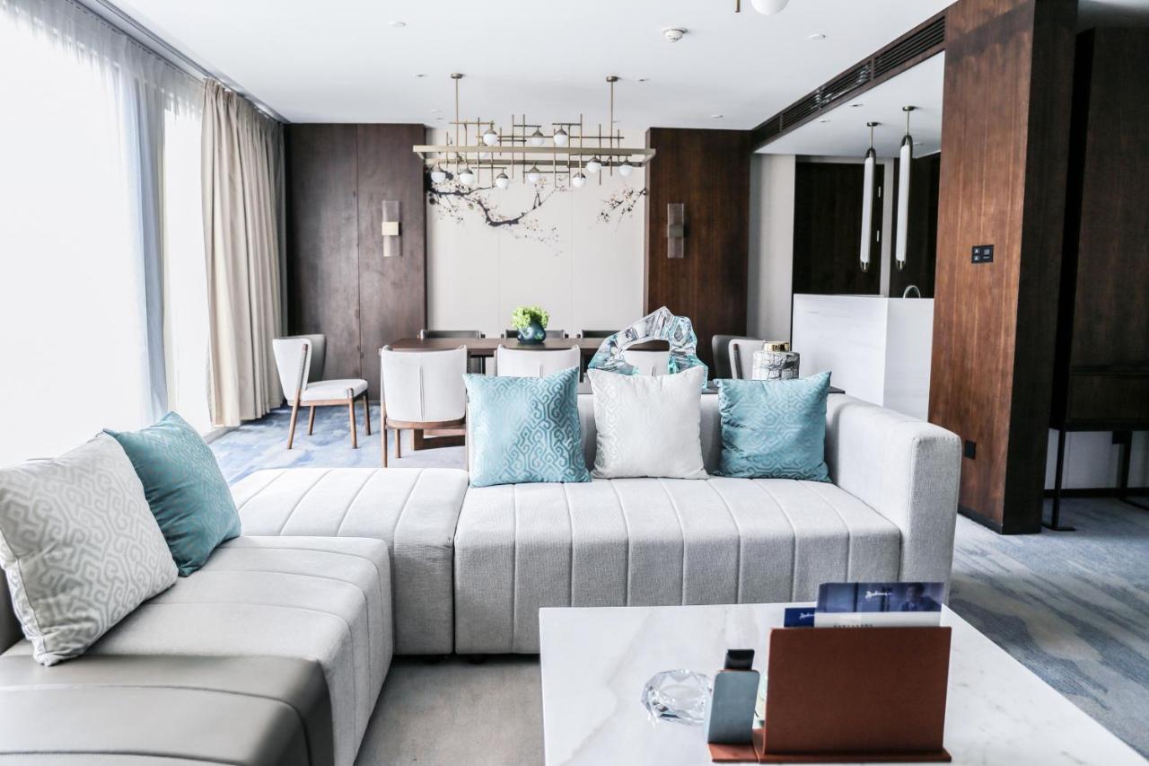 Radisson Blu Hangzhou Xintiandi ภายนอก รูปภาพ